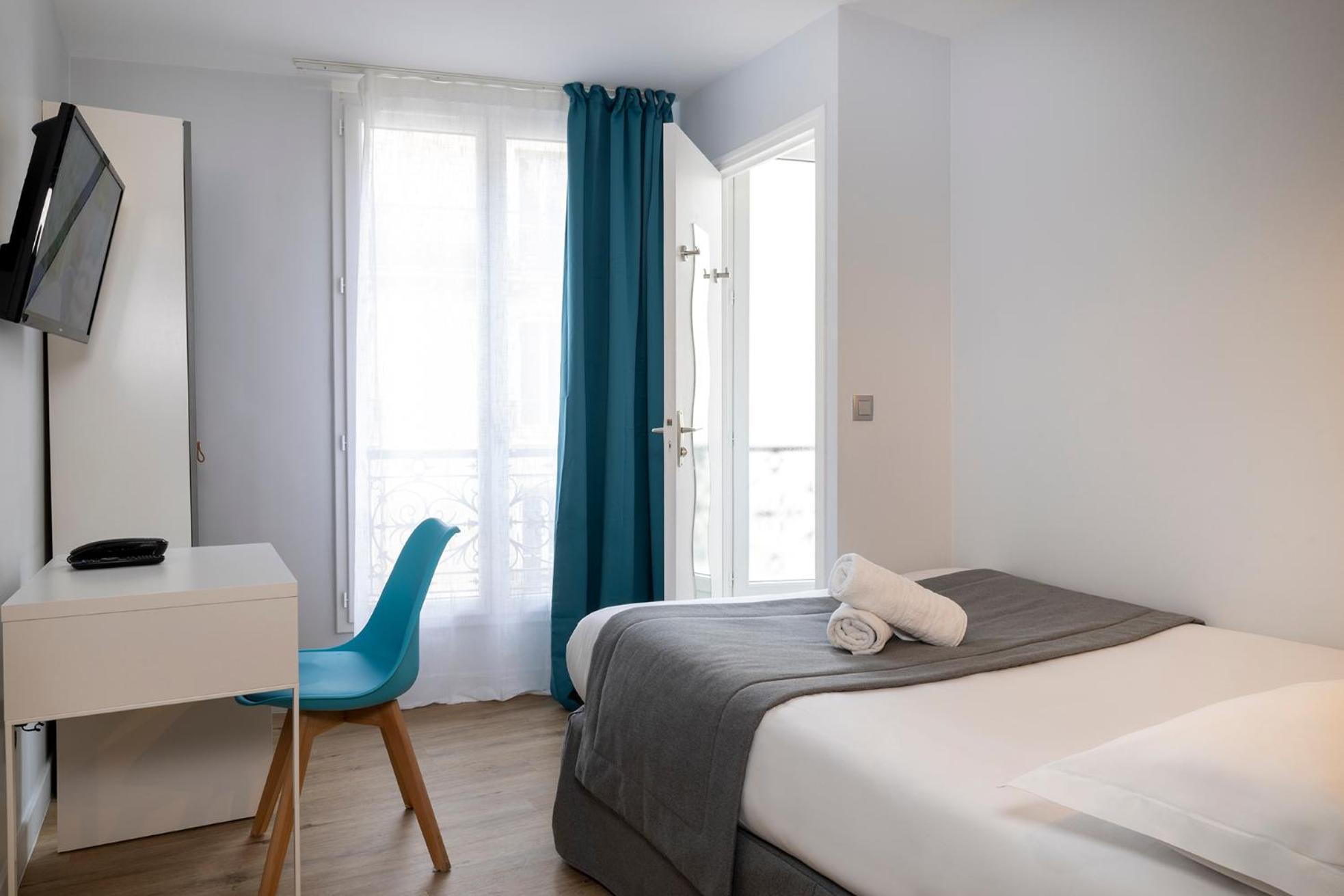 Paris Legendre Hotel Exterior photo