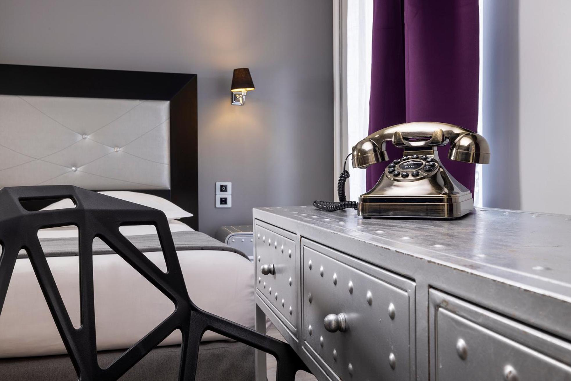 Paris Legendre Hotel Exterior photo